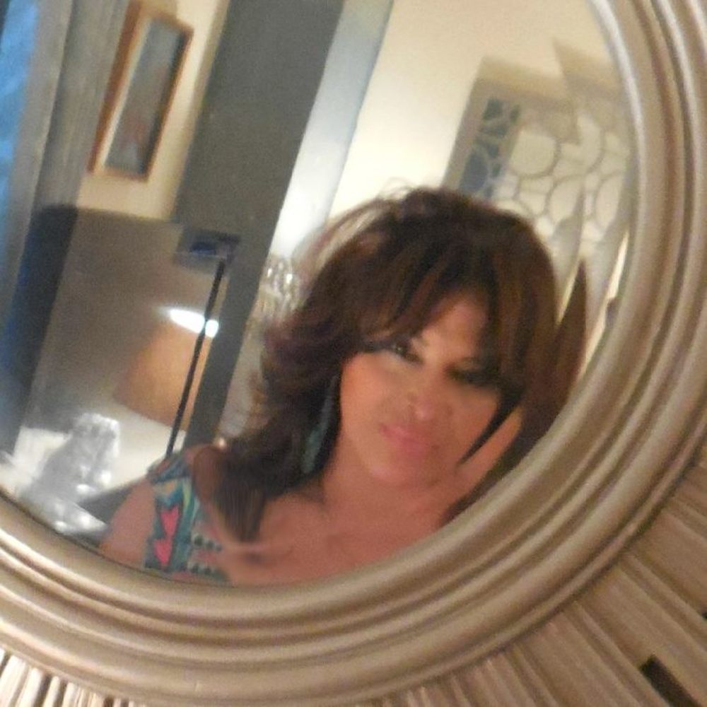 Meet your Posher, Diane